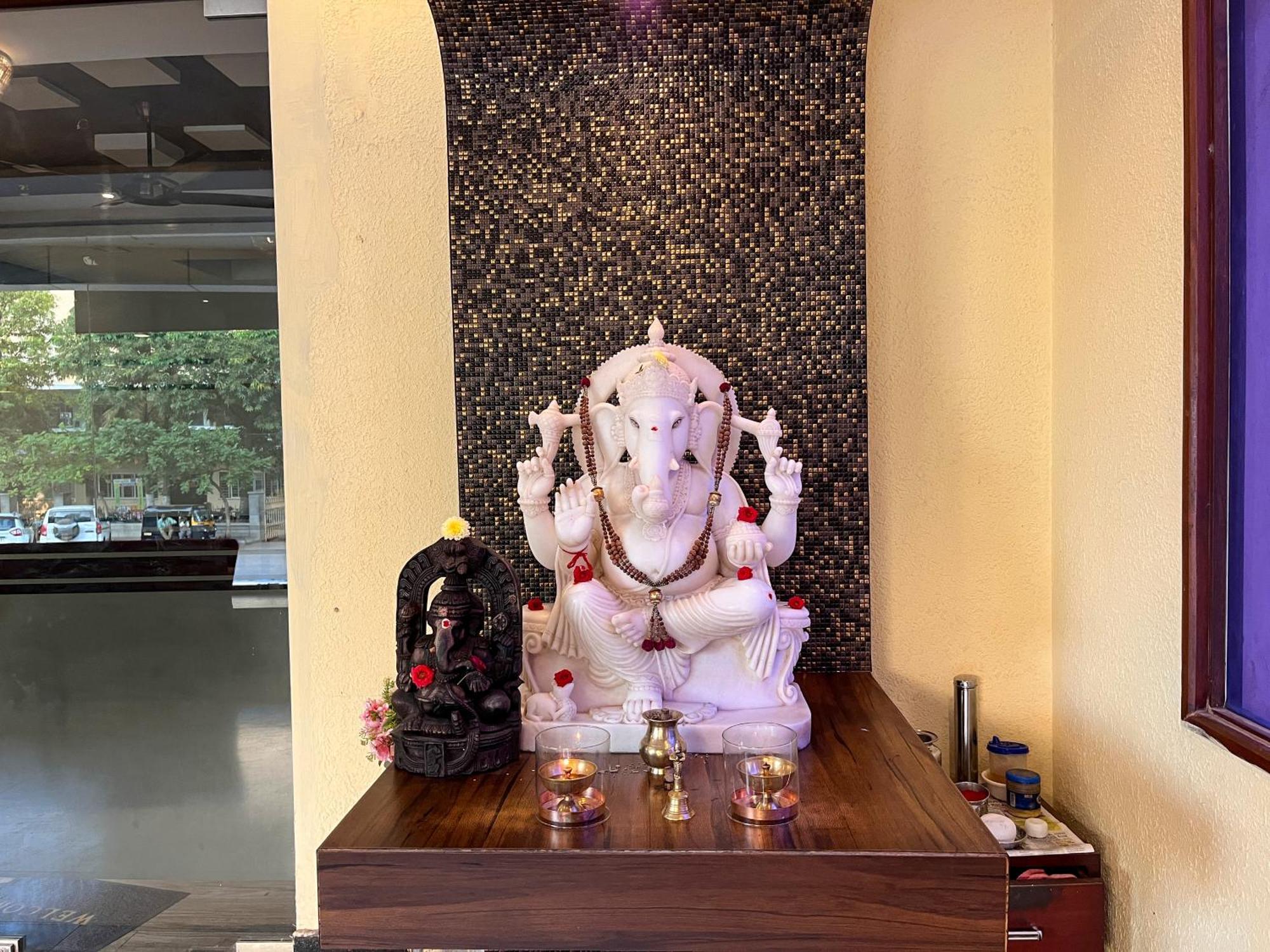 Ananya Comfortss Hospet Exterior photo