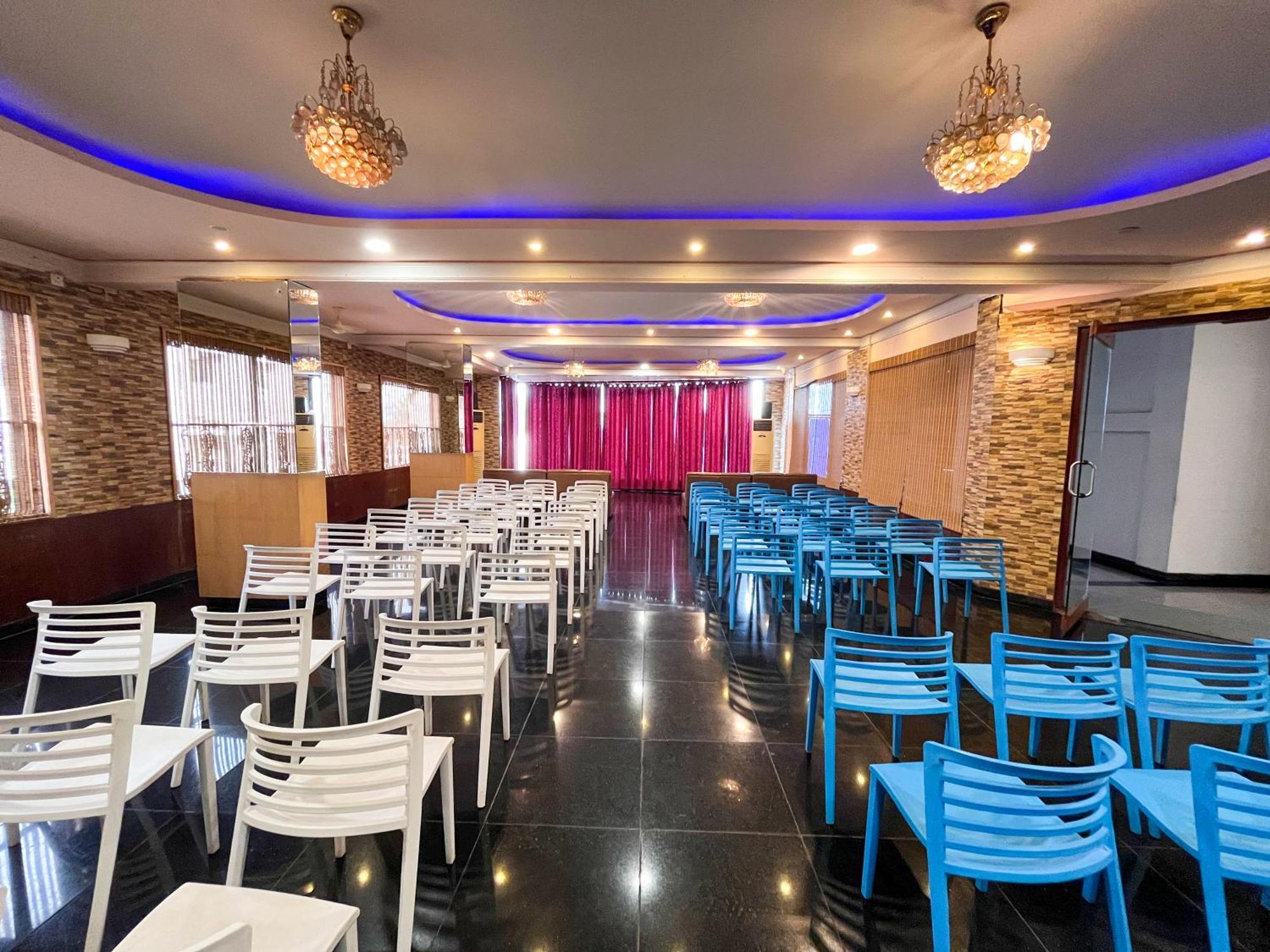 Ananya Comfortss Hospet Exterior photo
